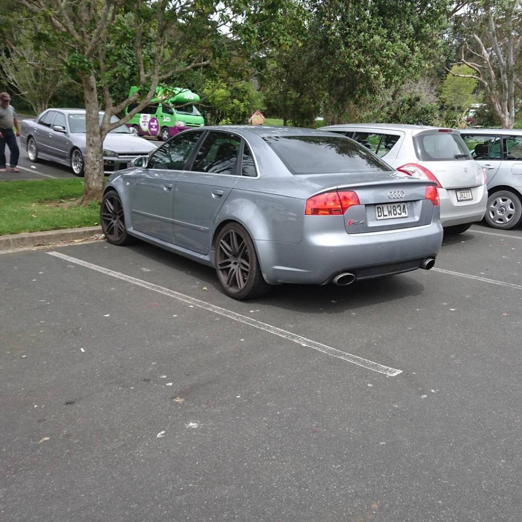 364825AUDIRS42997.jpg