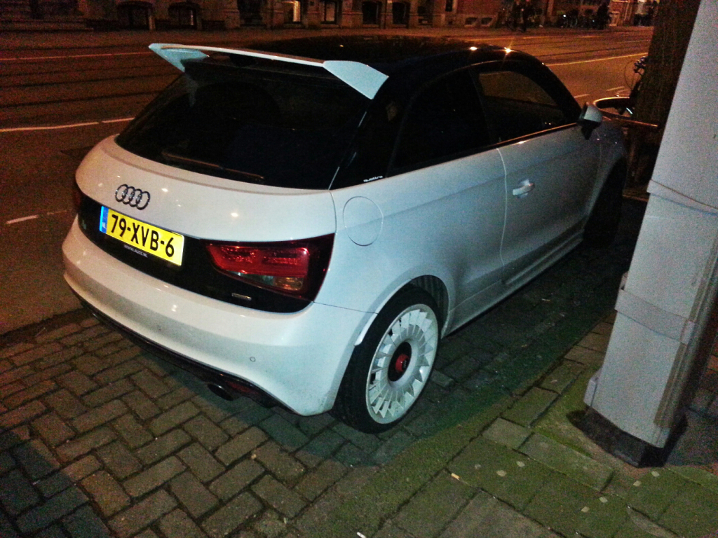364889A1QUATTRO263.jpg