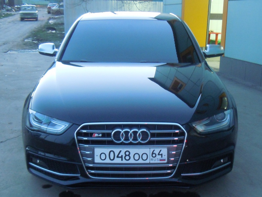 364952374S4ESQUIROU.jpg