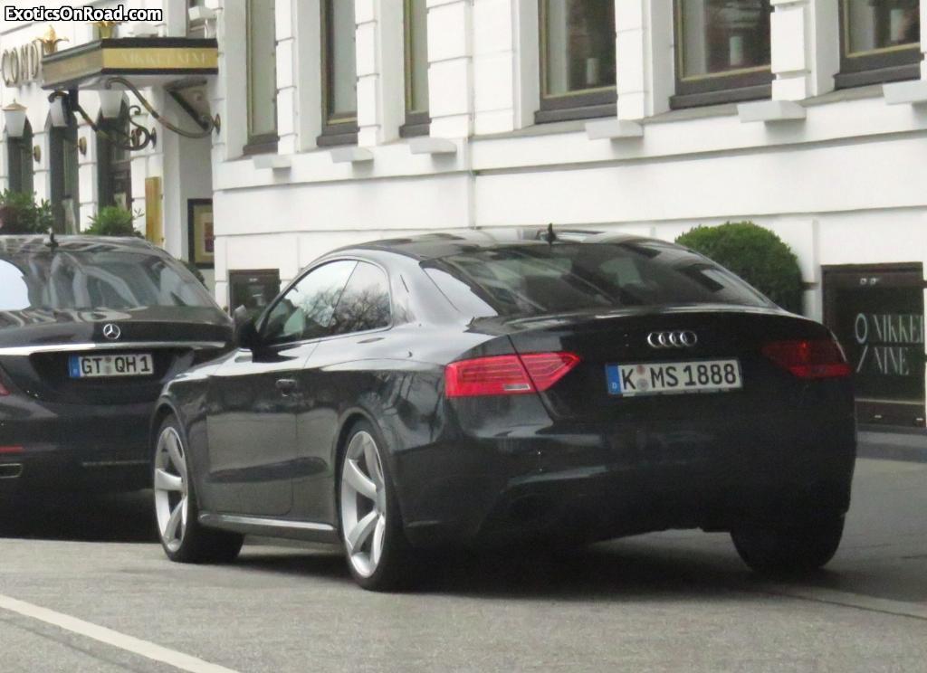 365626AUDIRS53142.jpg