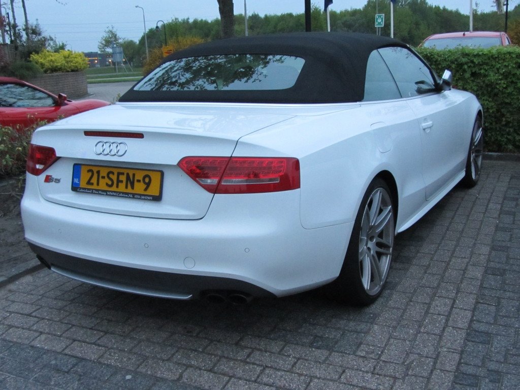 366287774S5.jpg