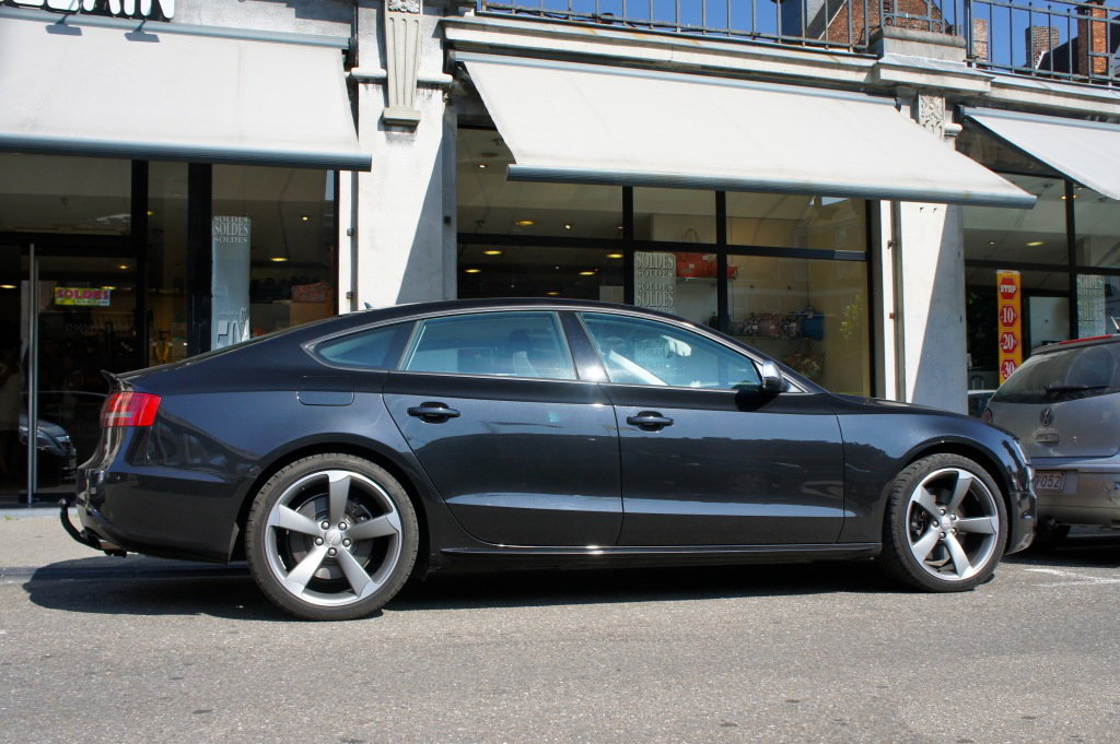366471064S5SPORTBACK.jpg