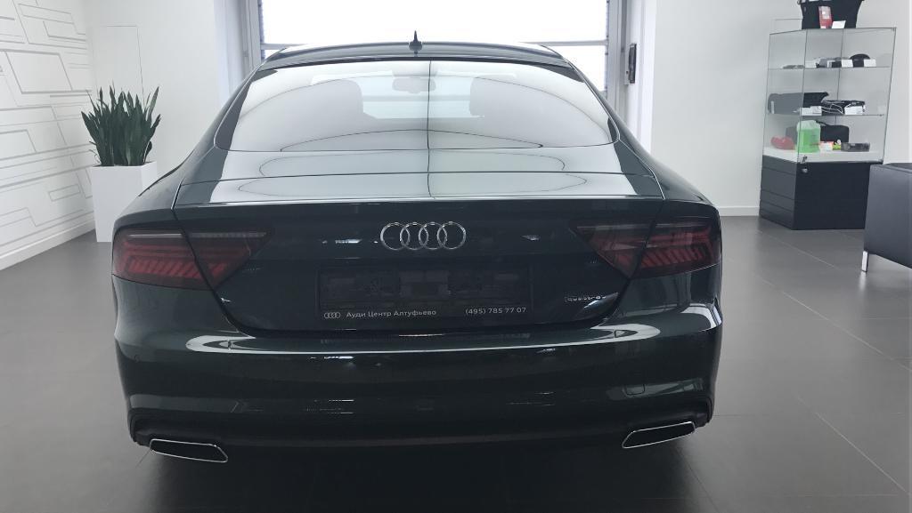 3672101332AUDIA7.jpg