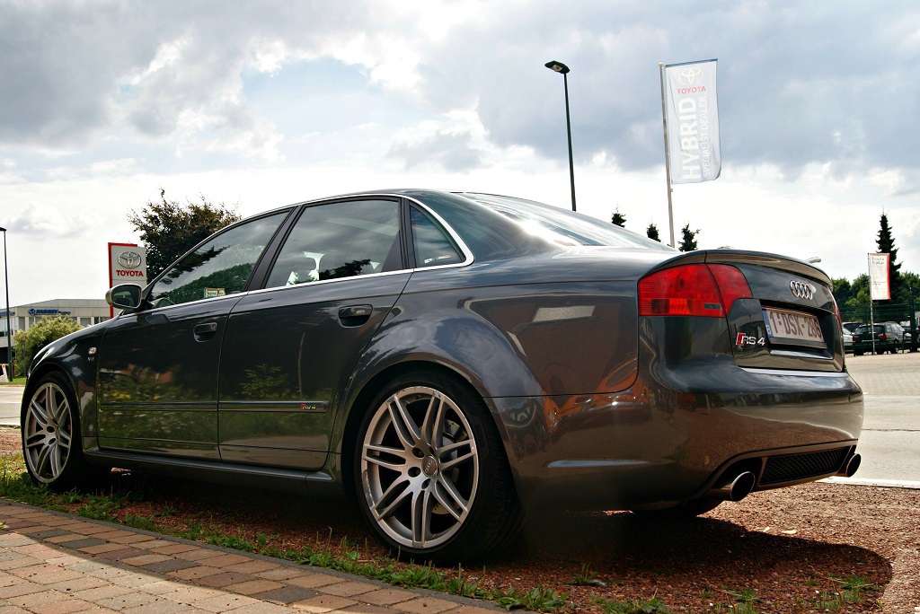 367251AUDIRS4992.jpg