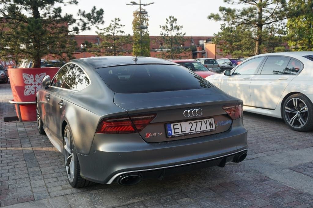 370083RS73429.jpg