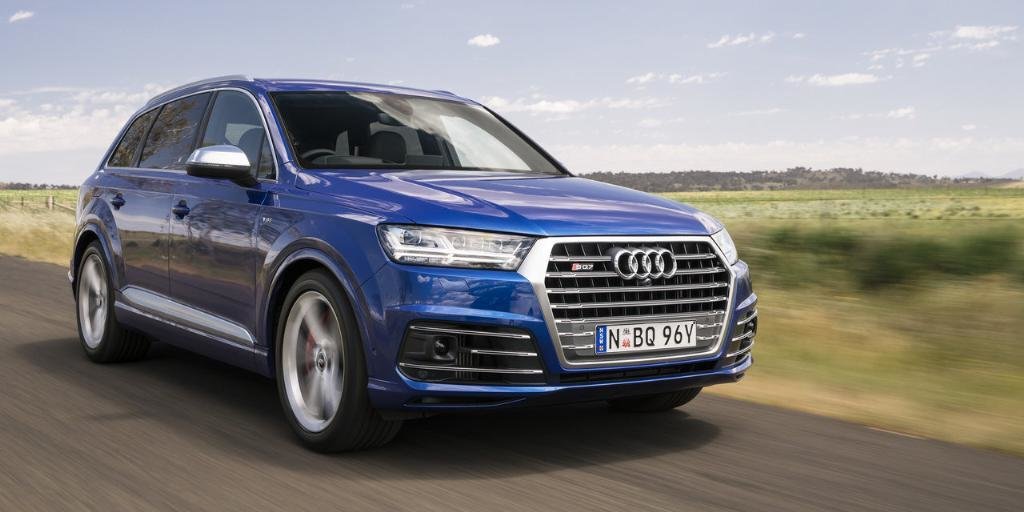 371495AUDISQ70431.jpg