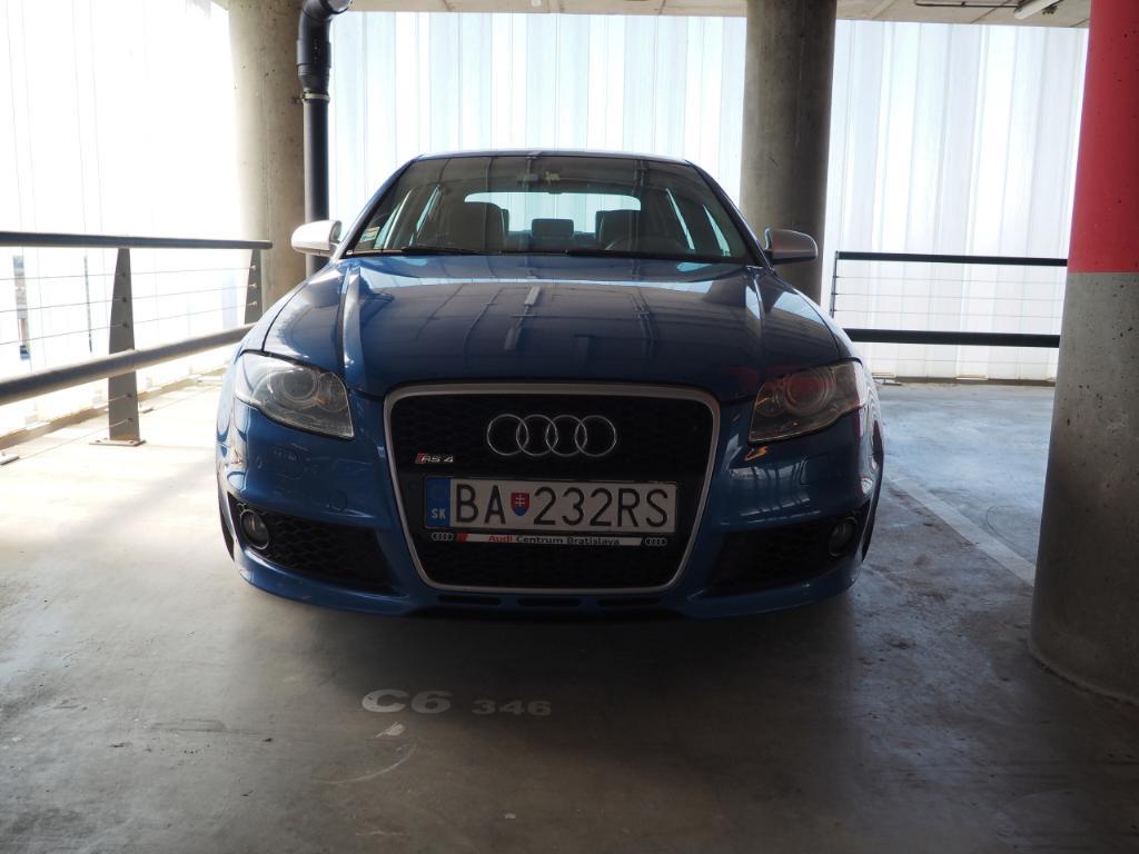 371563AUDIRS42969.jpg