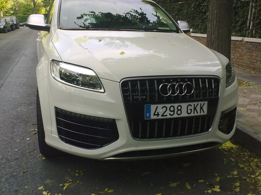 371719634Q7V12.jpg