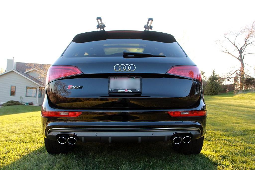 371787AUDISQ51763.jpg