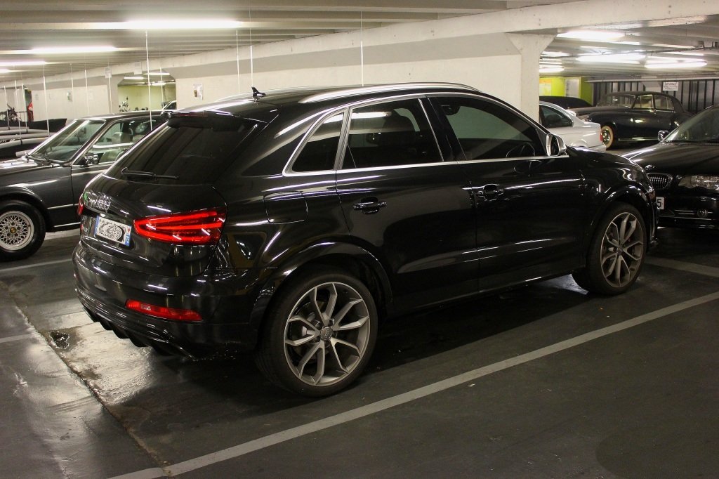 372793RSQ3522.jpg