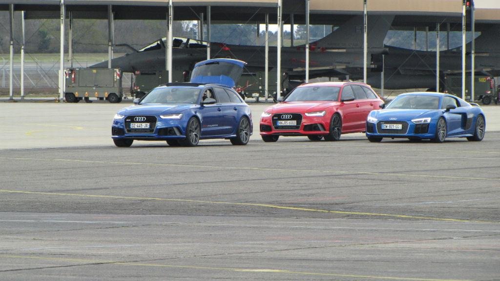 372902AUDIBA118160.jpg