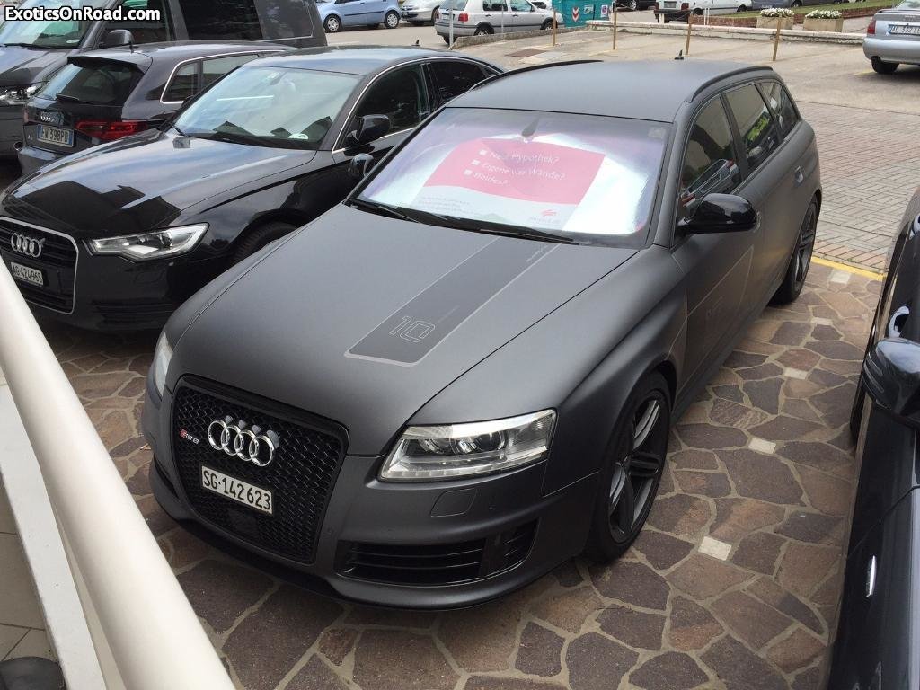 372949RS62259.jpg