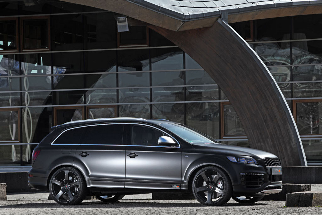 373317468Q7V12.jpg