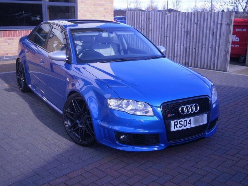 374469AUDIRS42515.jpg