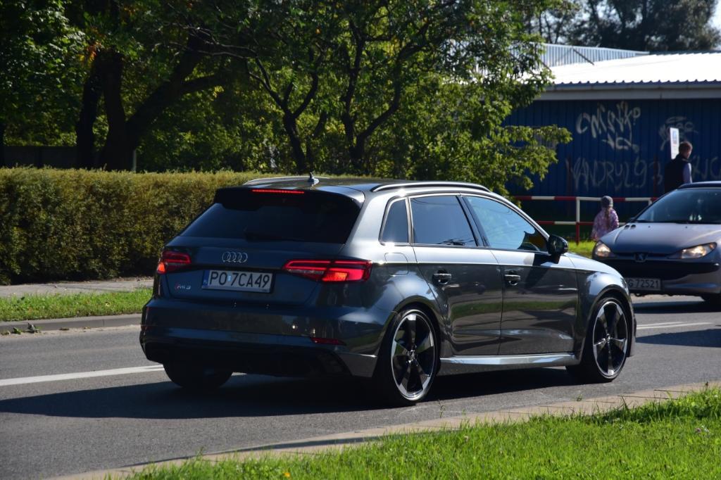 374968RS38V3174.jpg