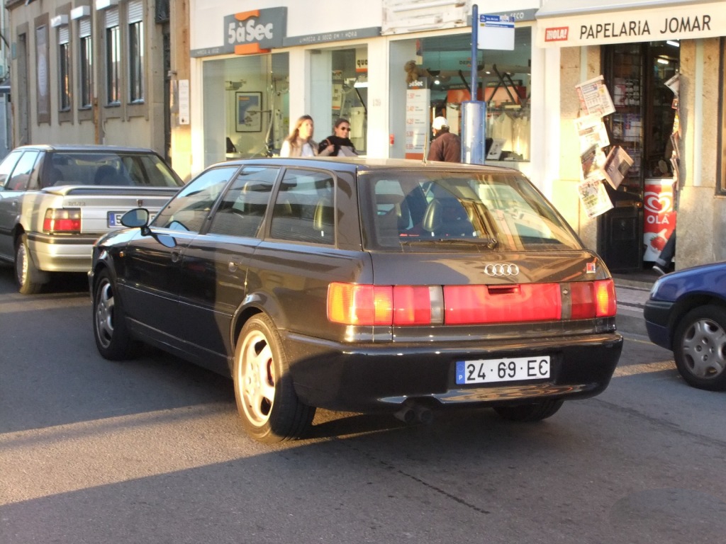 375874RS2102.jpg
