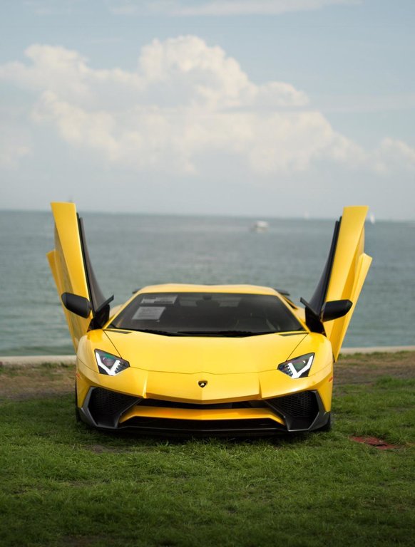 3765844262LAMBORGHINIAVENTADOR.jpg