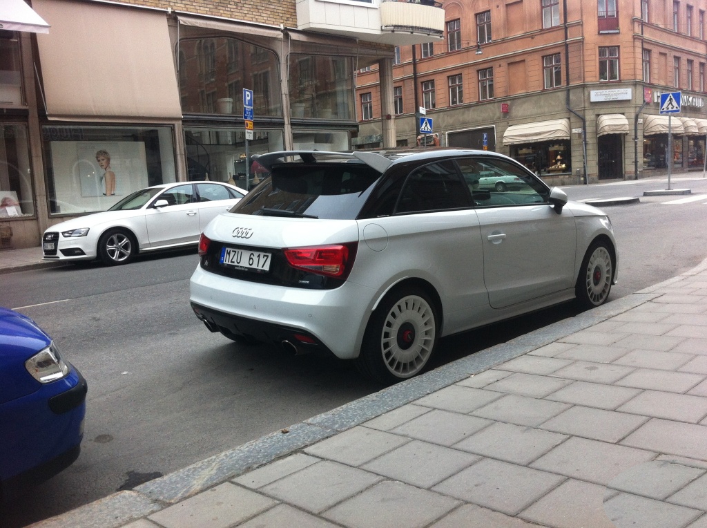 376729A1QUATTRO429.jpg