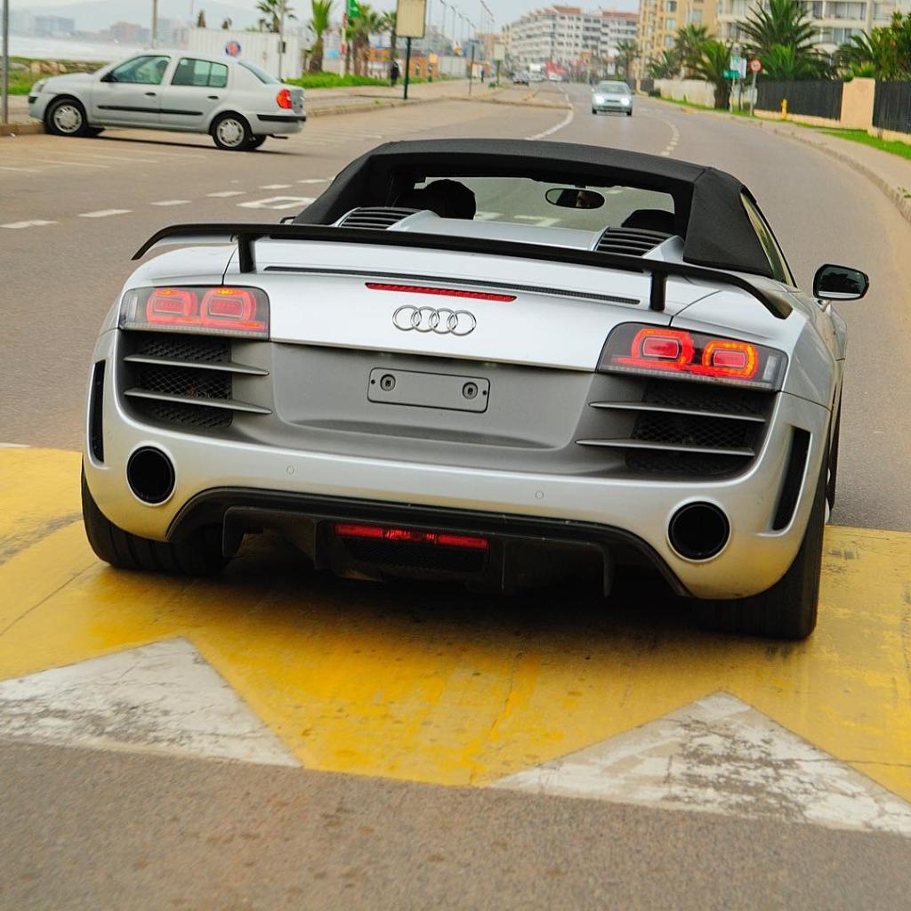 377326R8GT1835.jpg