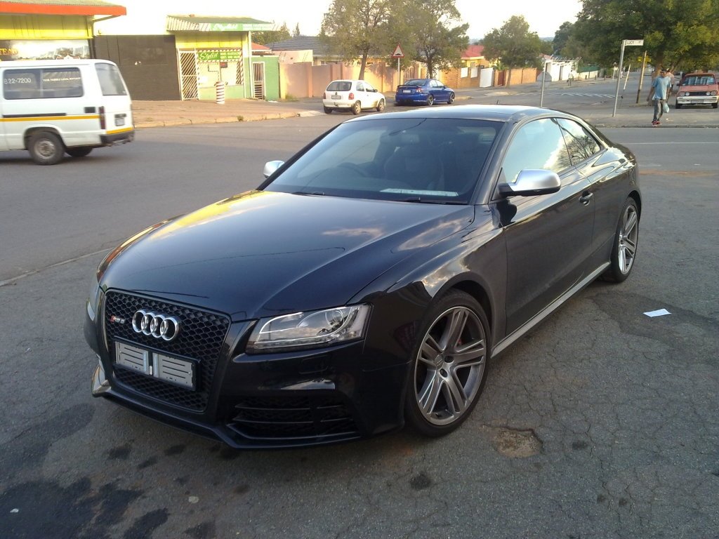 377639AUDIRS5842.jpg