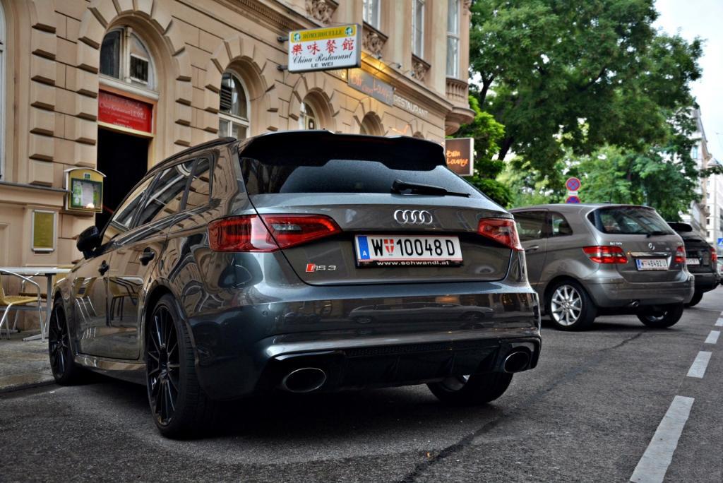 379056RS38V1821.jpg