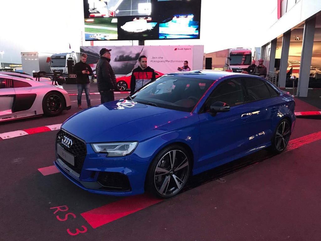 379601RS38V2611.jpg