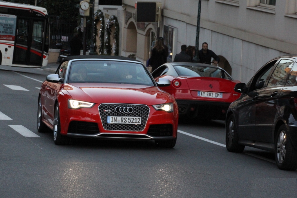 379756022RS5CABRIOLET.jpg