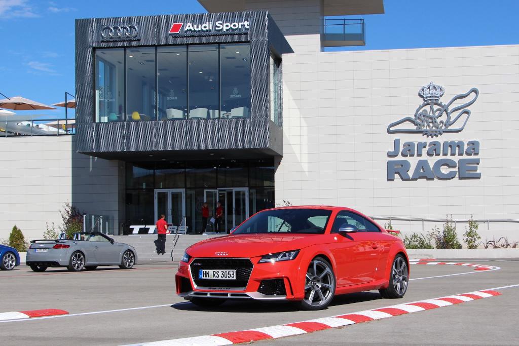 380055AUDITTRS8S0351.jpg