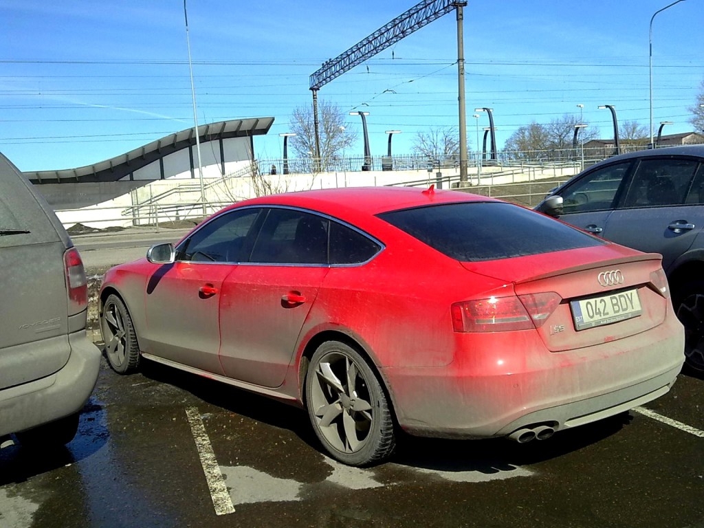 380819001S5SPORTBACK.jpg