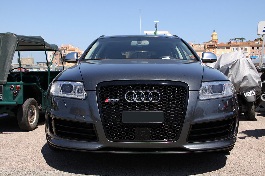 381855RS6ESQUIROU089.jpg