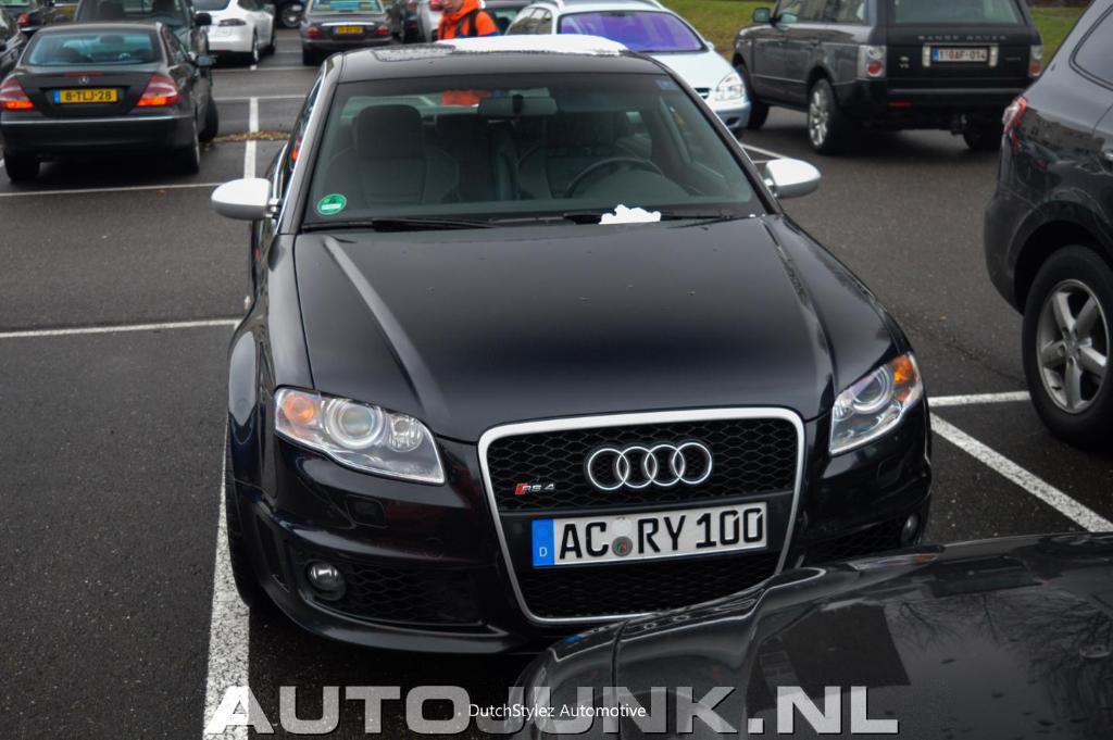 382565AUDIRS43100.jpg