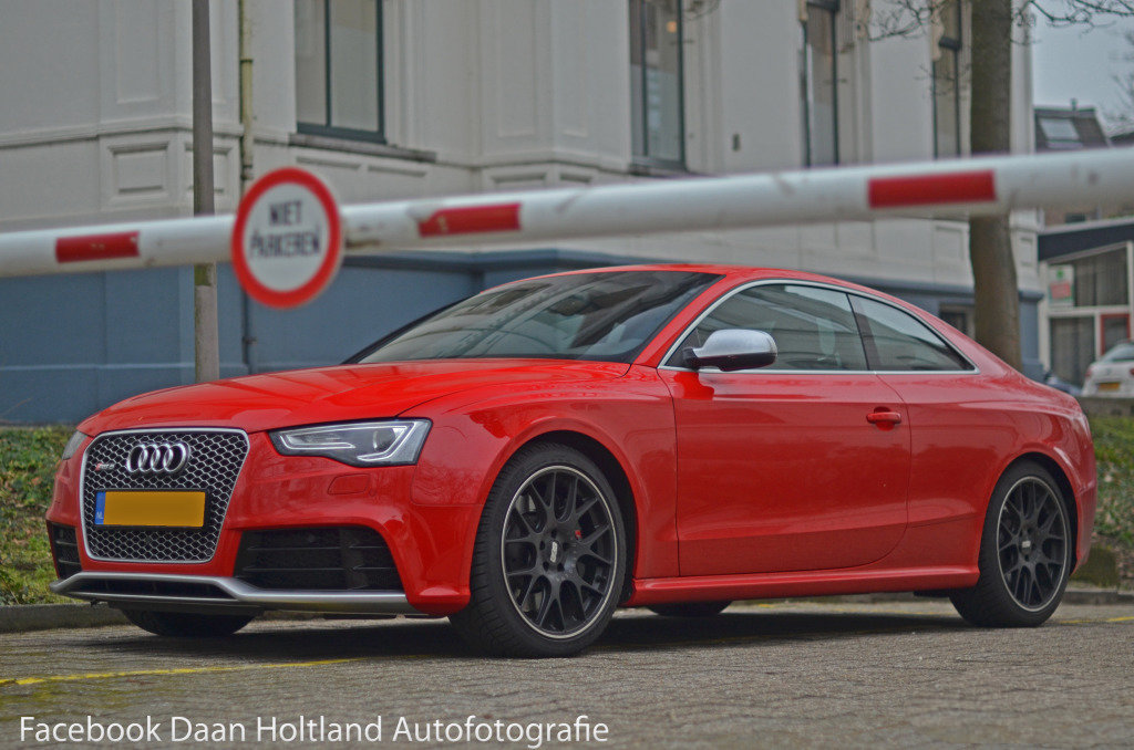 383949AUDIRS5696.jpg