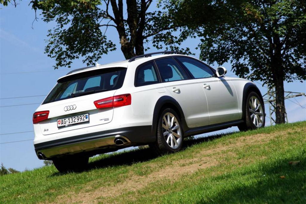 384306257AUDIA6C7ALLROAD.jpg