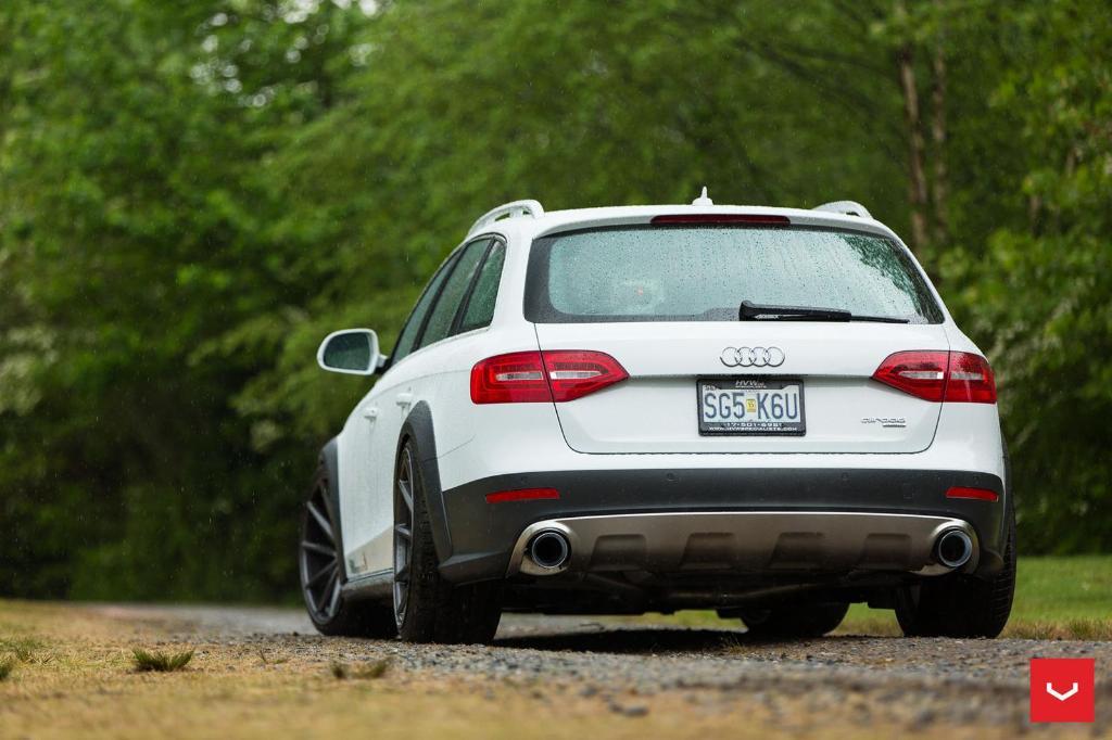 384939AUDIWHEELS0391CA4ALLROAD.jpg