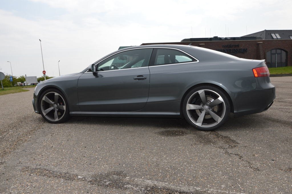 385385AUDIRS5955.jpg