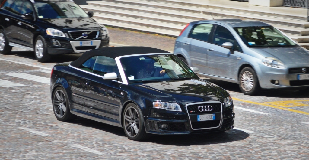 385579AUDIRS41413.jpg