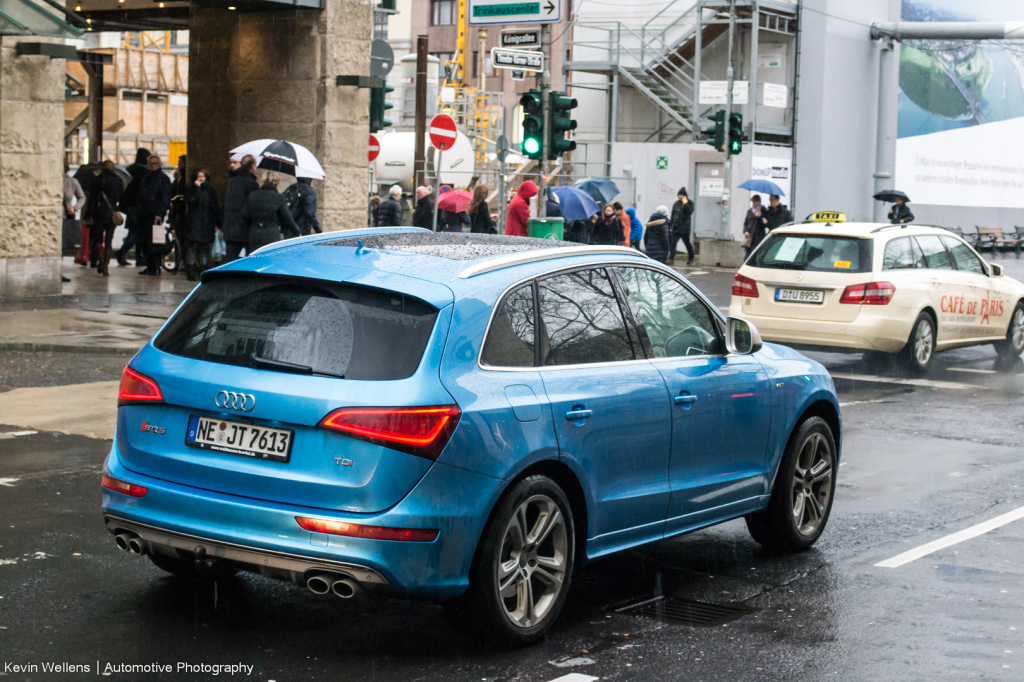 385764AUDISQ5955.jpg