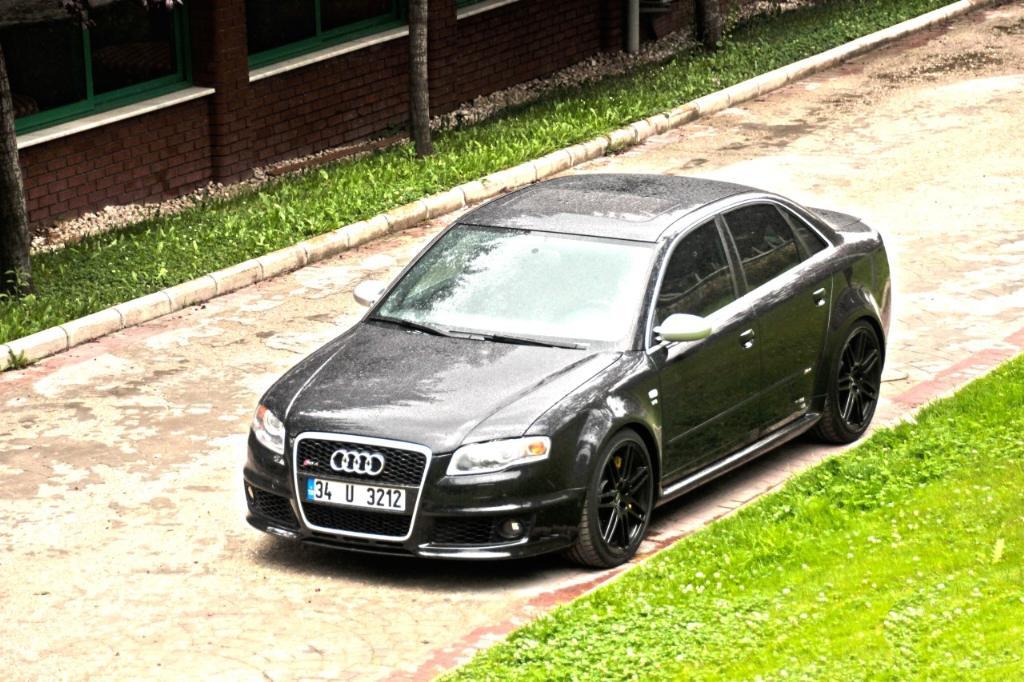 386686AUDIRS42776.jpg
