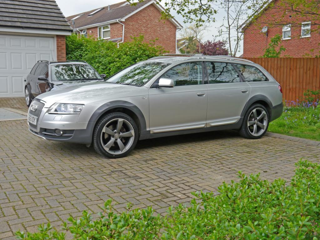387616597AUDIA6C6ALLROAD.jpg
