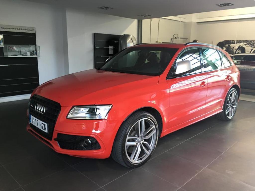 388077AUDISQ51732.jpg