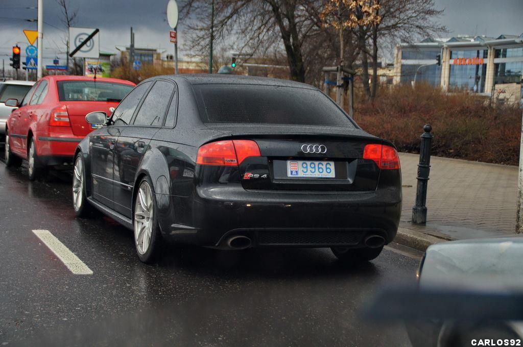 388136AUDIRS42214.jpg