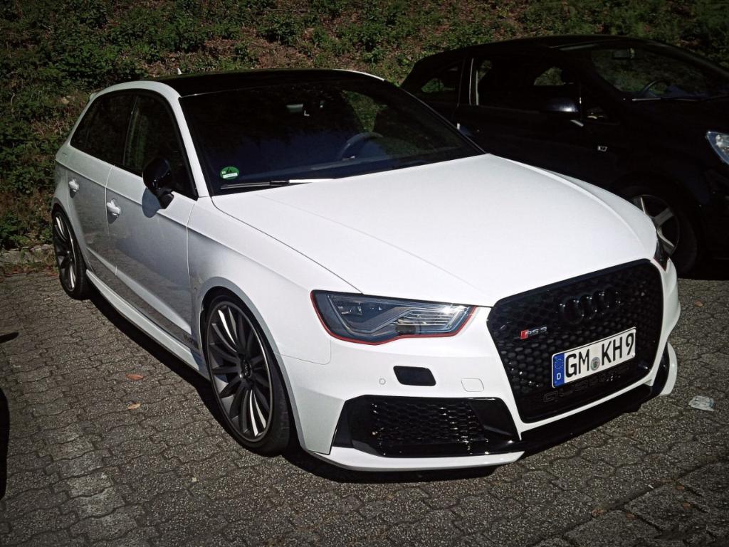 388690RS38V1517.jpg
