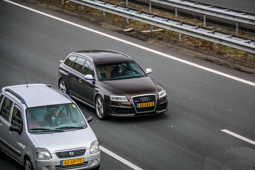 388876RS61598.jpg