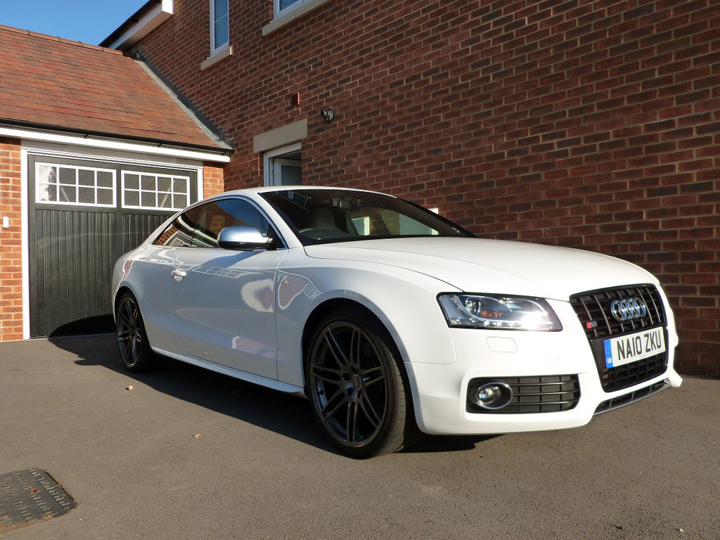 389220193S5ESQUIROU.jpg