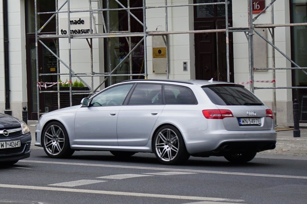 391606RS62270.jpg