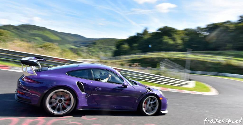 3926630053PORSCHE991GT3RS.jpg