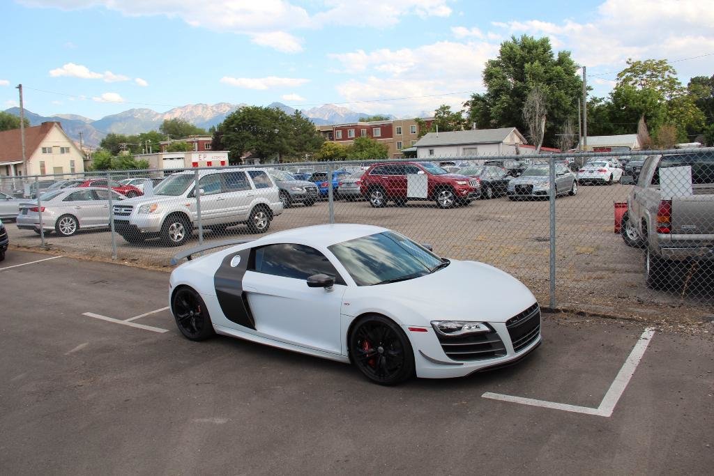 393194R8GT1707.jpg