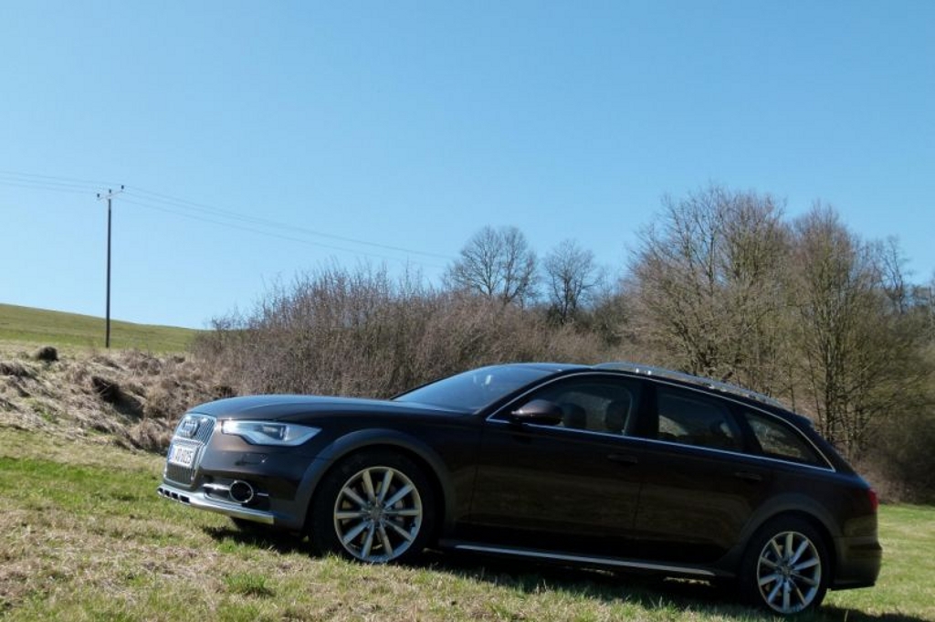393676065AUDIA6C7ALLROAD.jpg
