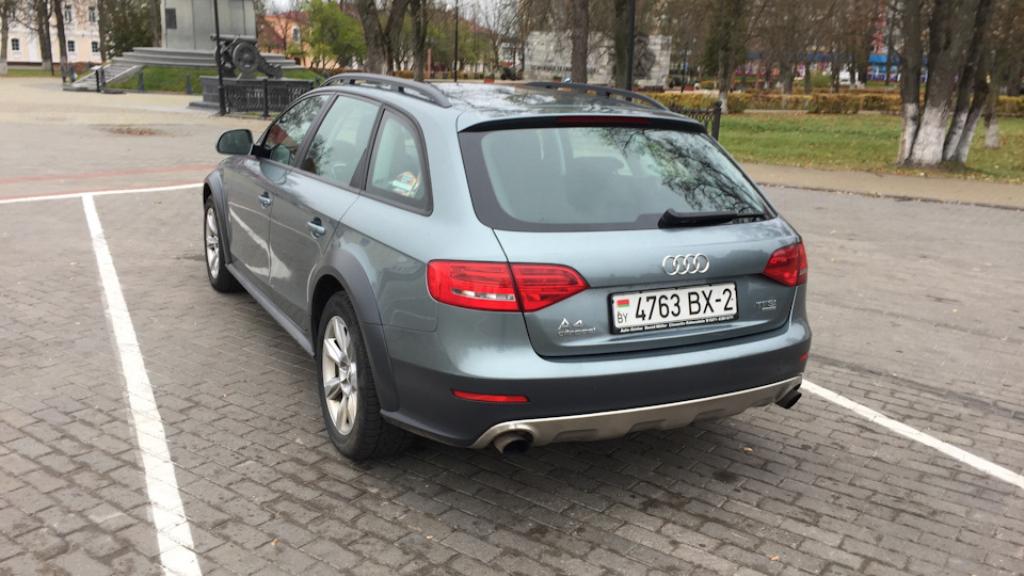 3937261955AUDIA4ALLROAD.jpg
