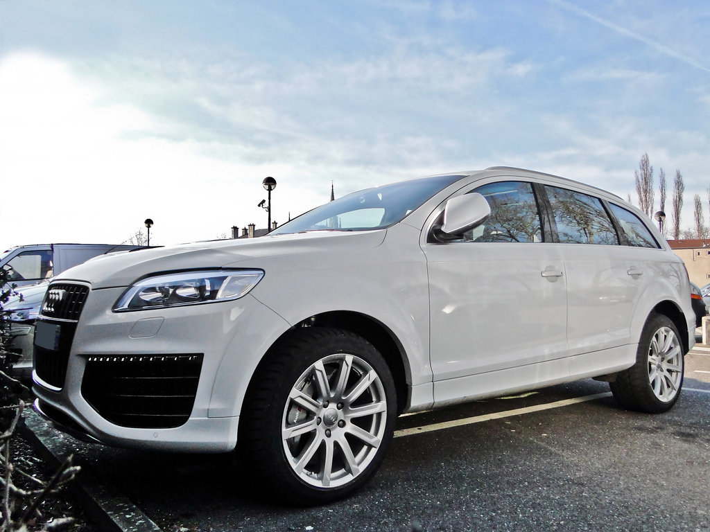 393924270Q7V12ESQUIROU.jpg